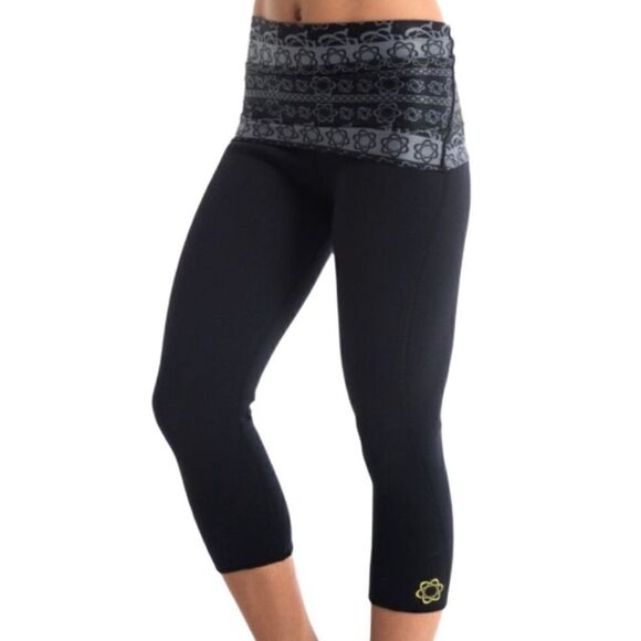 Zaggora Exercise Slimming Crop Pants - Picture 2 of 11